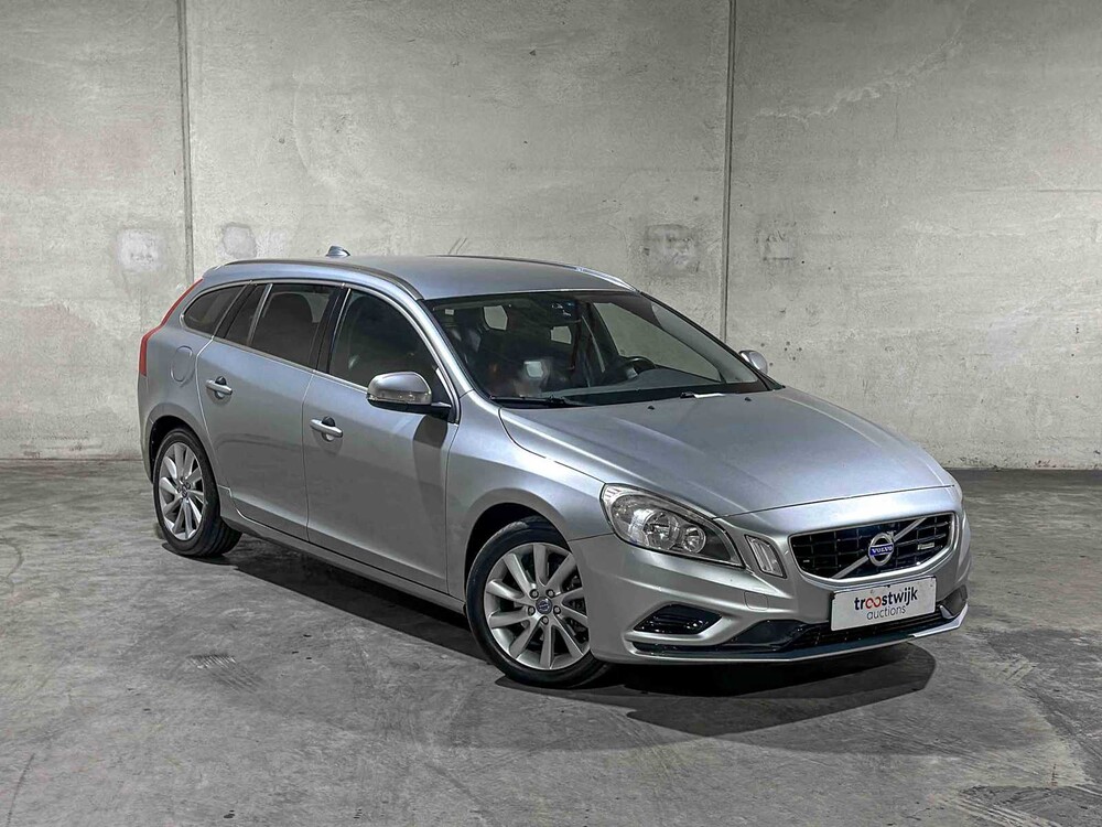 Volvo V60 1.6 T3 R-Design 150pk 2012 (Origineel-NL), 34-XLS-4