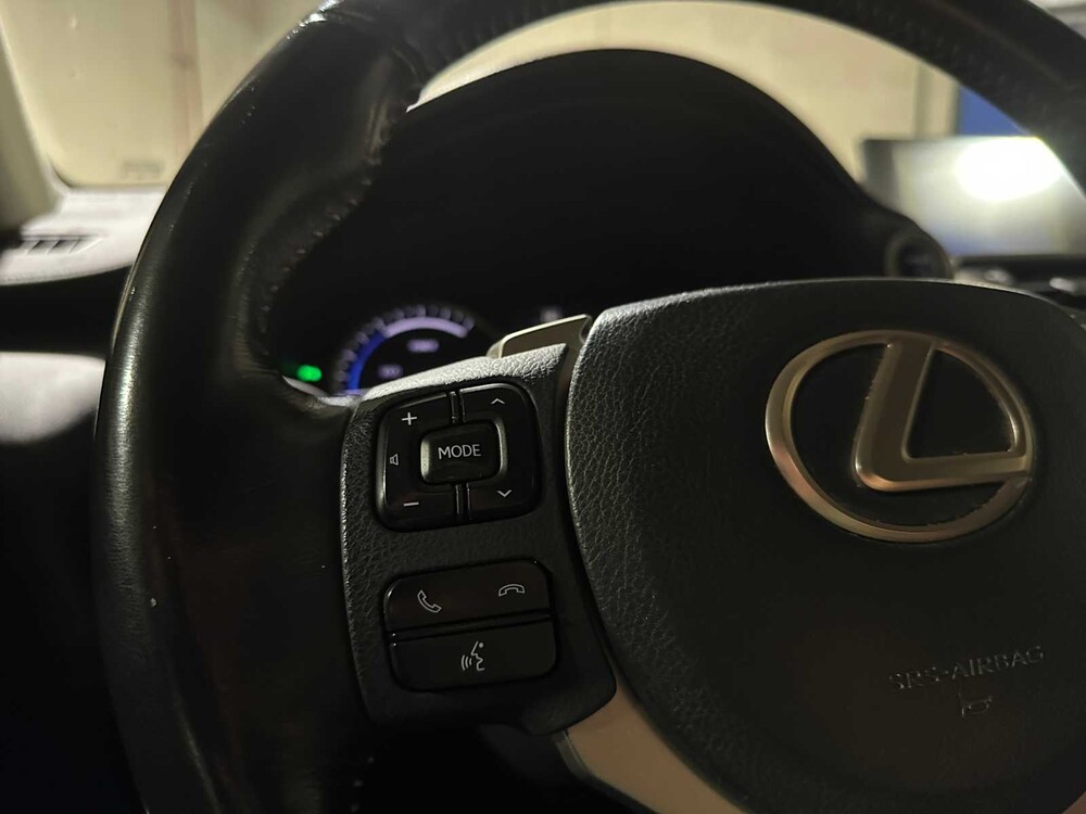 Lexus NX 300h Business Line Pro 155pk 2015, GT-341-Z