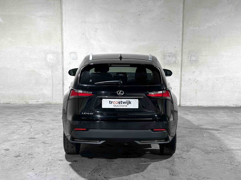Lexus NX 300h Business Line Pro 155pk 2015, GT-341-Z