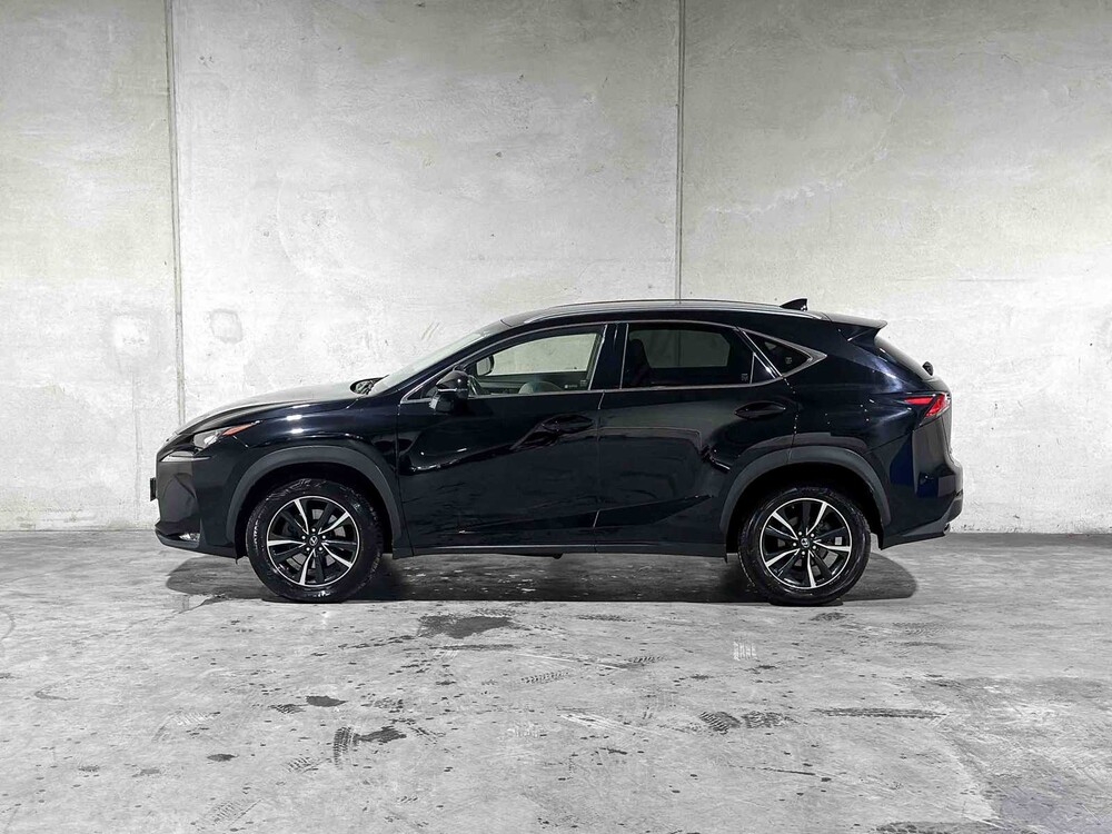 Lexus NX 300h Business Line Pro 155pk 2015, GT-341-Z