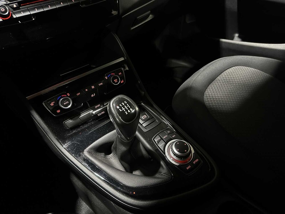 BMW 218i Active Tourer Essential 136pk 2015 2-serie, GL-742-R