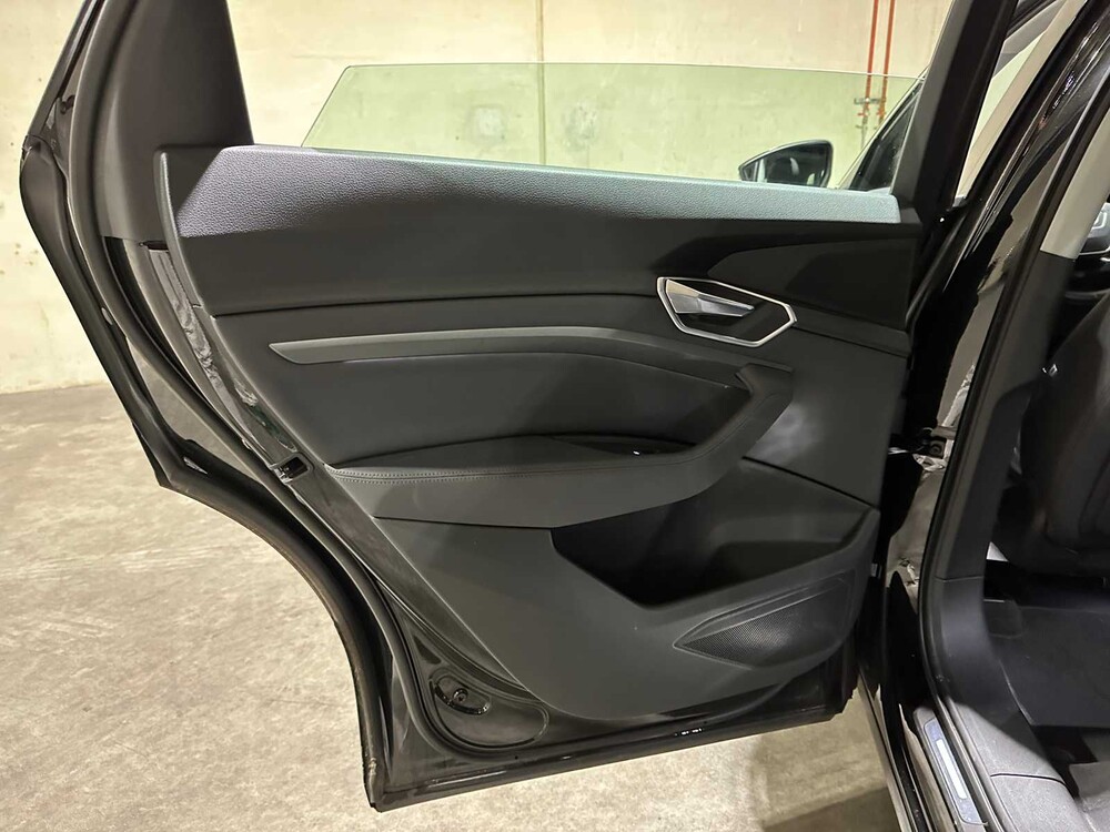 Audi e-tron 50 Quattro Launch Edition Plus 71 kWh 313pk 2019, G-120-XV