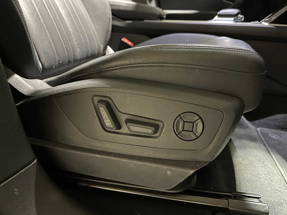 Audi e-tron 50 Quattro Launch Edition Plus 71 kWh 313pk 2019, G-120-XV