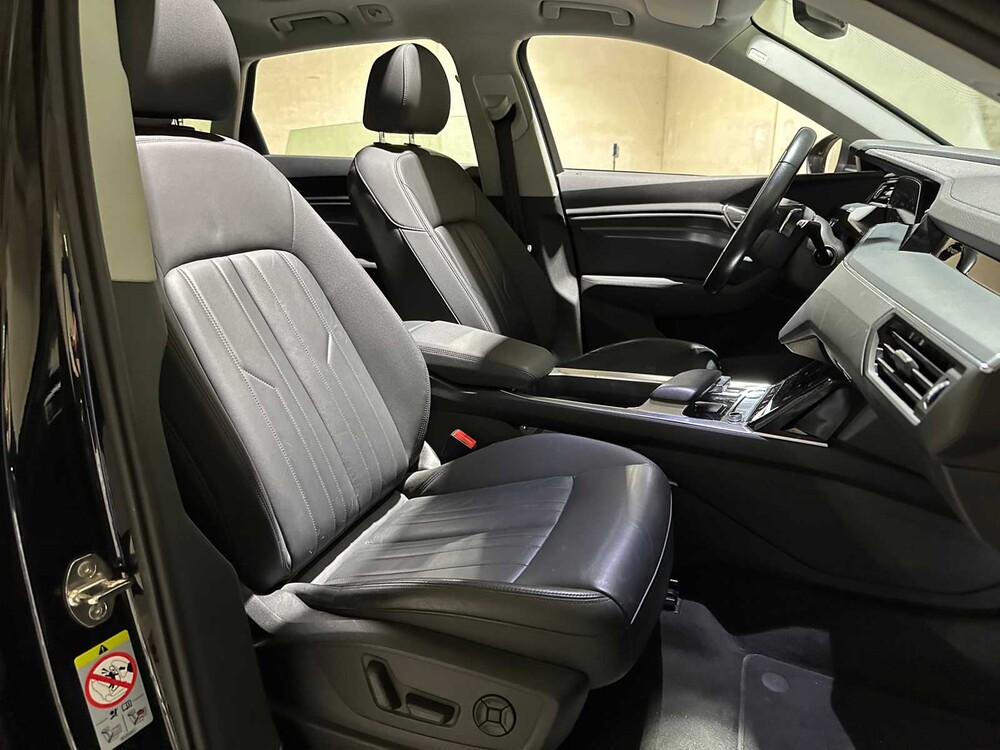 Audi e-tron 50 Quattro Launch Edition Plus 71 kWh 313pk 2019, G-120-XV