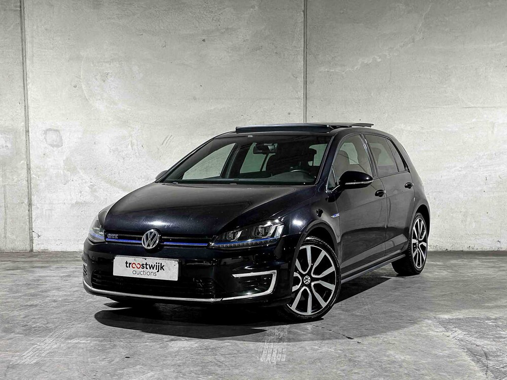 Volkswagen Golf GTE 1.4 TSI 150pk 2015, HR-181-H