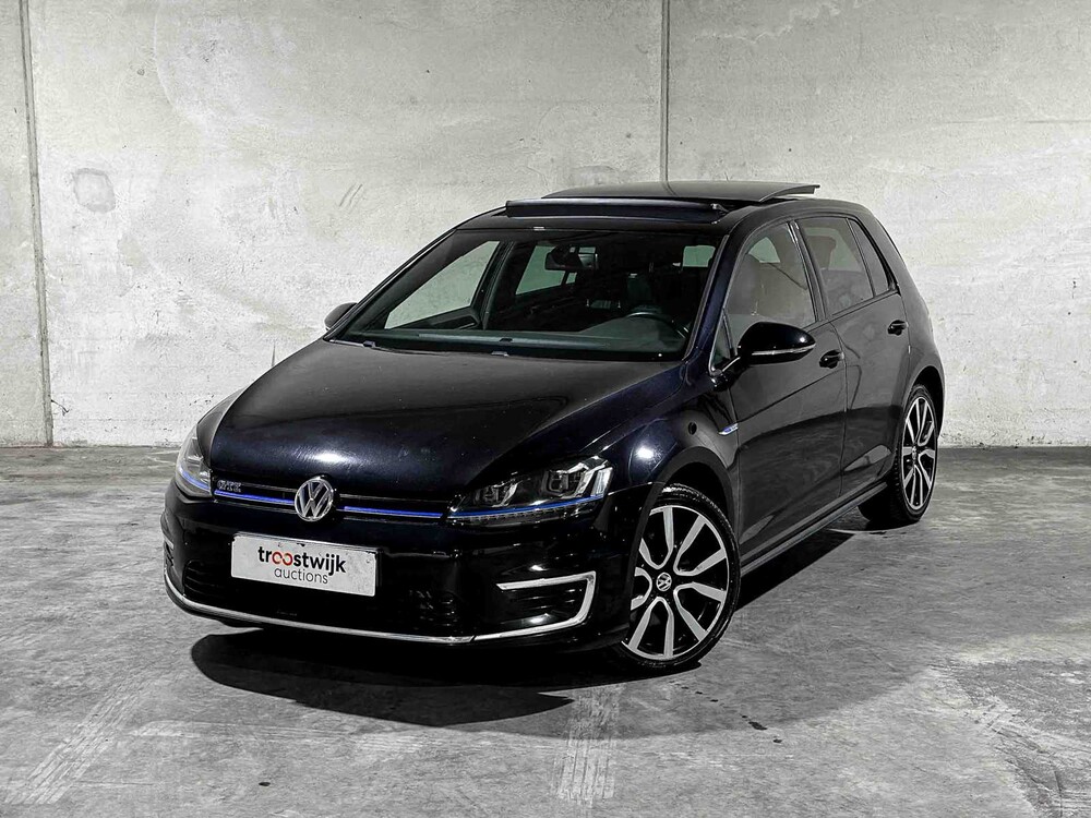 Volkswagen Golf GTE 1.4 TSI 150pk 2015, HR-181-H