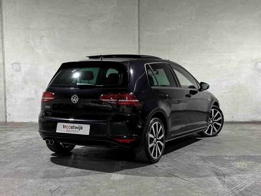 Volkswagen Golf GTE 1.4 TSI 150hp 2015, HR-181-H