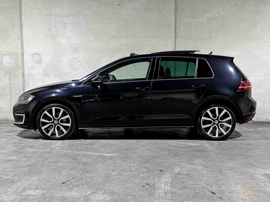 Volkswagen Golf GTE 1.4 TSI 150hp 2015, HR-181-H