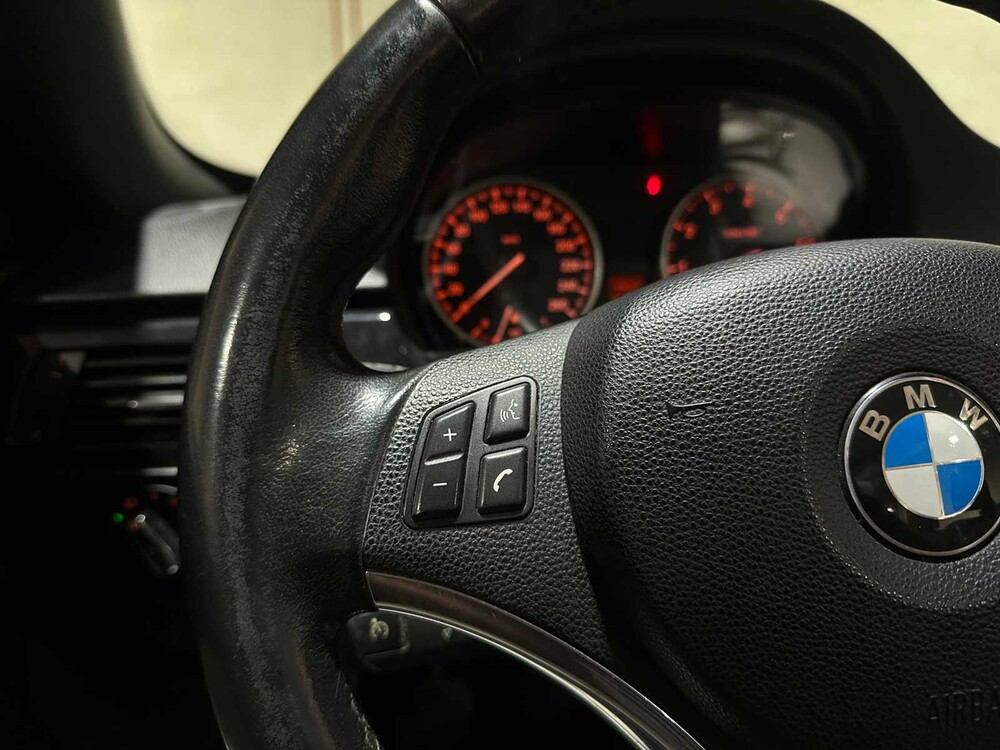 BMW 318i Cabriolet 143pk 2010 3-serie E93, 7-ZLB-24