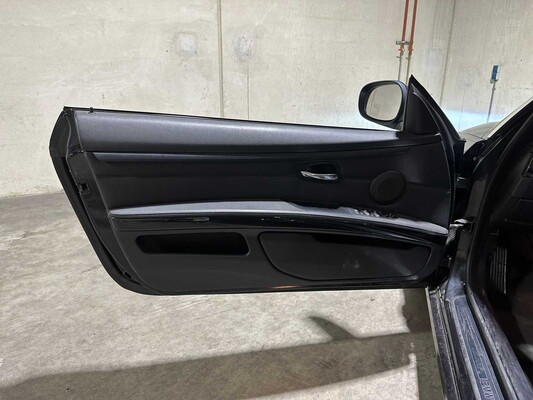 BMW 318i Cabriolet 143hp 2010 3-series E93, 7-ZLB-24