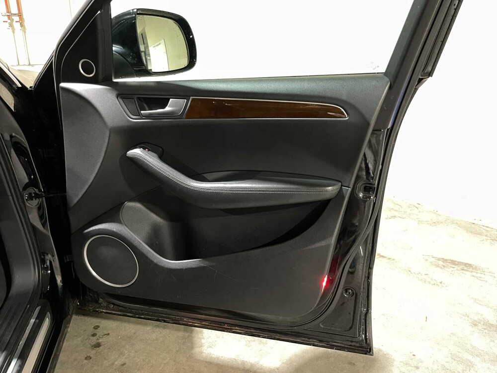 Audi Q5 2.0 TFSI Quattro 211pk 2009, N-498-VN