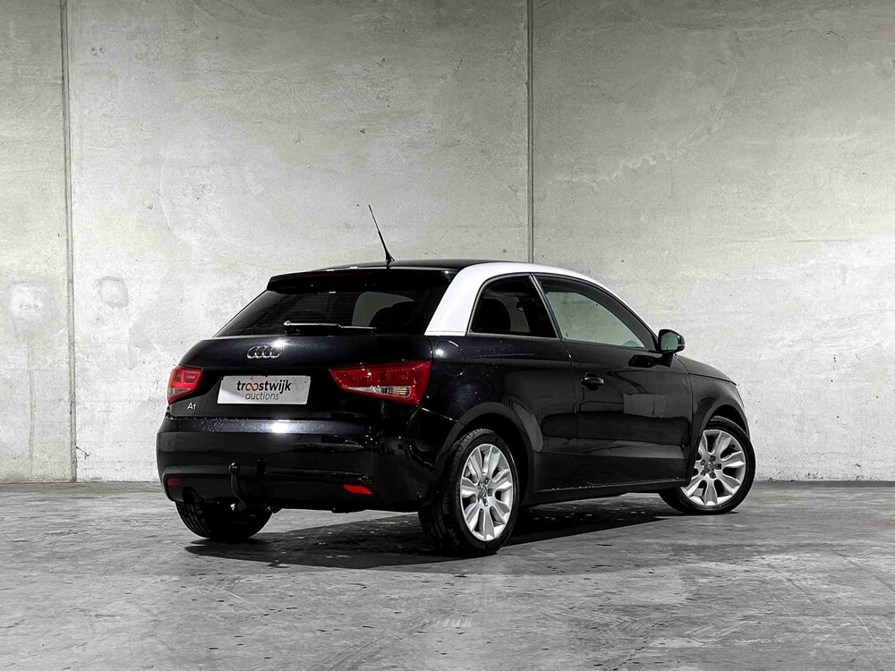 Audi A1 1.2 TFSI Attraction 86pk 2010, TX-992-D