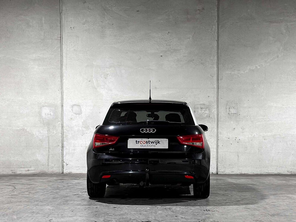 Audi A1 1.2 TFSI Attraction 86pk 2010, TX-992-D