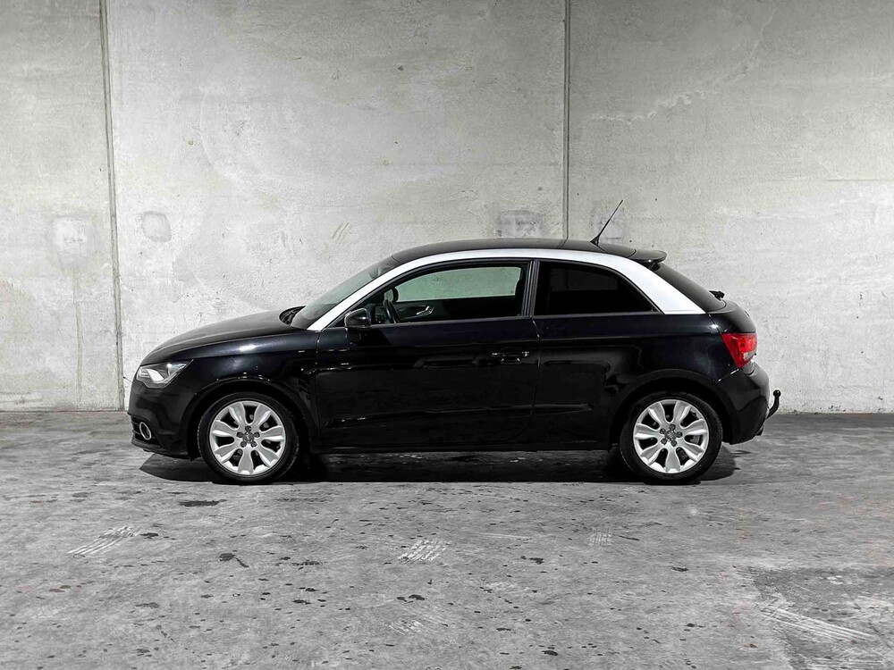 Audi A1 1.2 TFSI Attraction 86pk 2010, TX-992-D