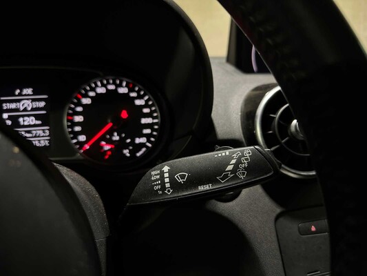 Audi A1 1.2 TFSI Attraction 86hp 2010, TX-992-D