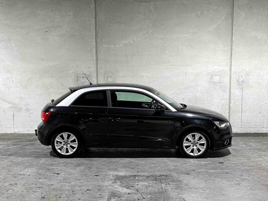 Audi A1 1.2 TFSI Attraction 86hp 2010, TX-992-D