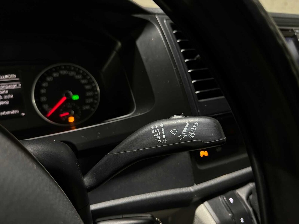 Volkswagen Transporter T6 Camper 2.0 4P -Zelfbouw- 140pk 2016 (Automaat), S-456-LJ