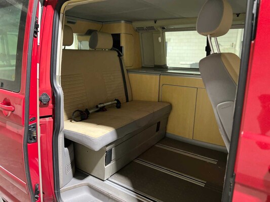 Volkswagen California 2.5 Camper (Lifting Roof) 174hp 2005 (automatic), 72-TB-BH Youngtimer