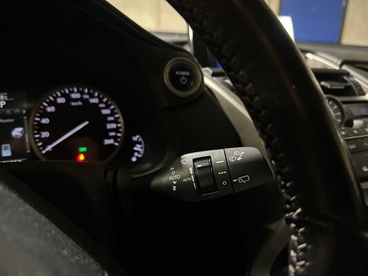 Lexus NX 300h Business Line Pro 155hp 2015, GT-341-Z