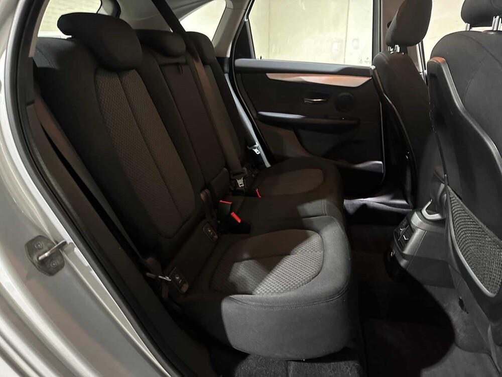 BMW 218i Active Tourer Essential 136pk 2015 2-serie, GL-742-R