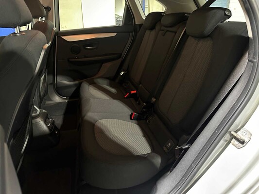 BMW 218i Active Tourer Essential 136hp 2015 2-Series, GL-742-R