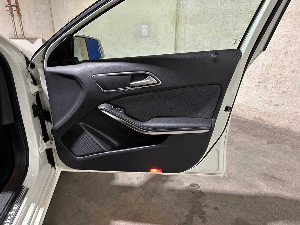 Mercedes-Benz A160 Ambition 102pk 2016 A-klasse, KV-052-L