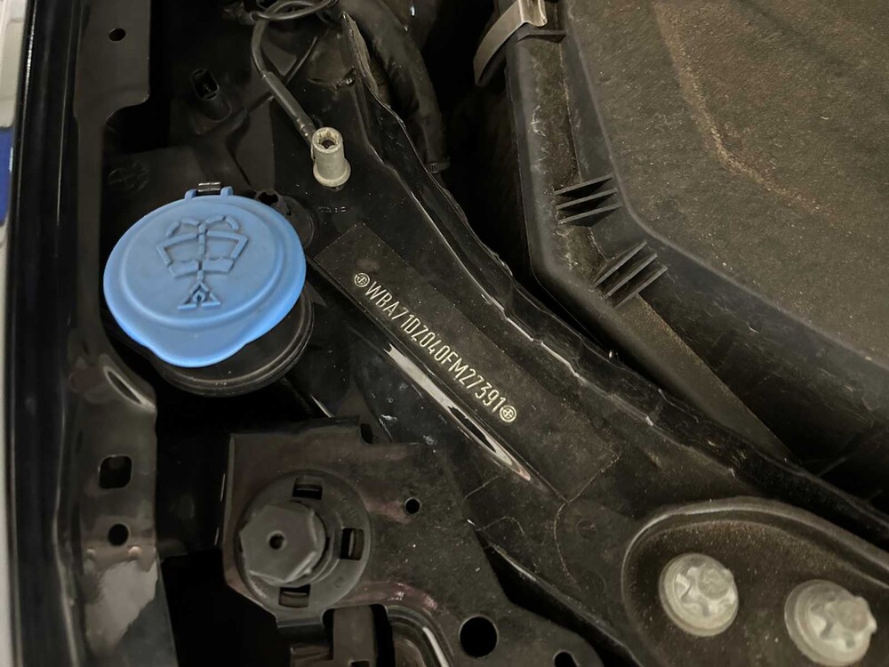 BMW 318i Touring Business Edition 156pk 2022 3-serie, N-938-VX