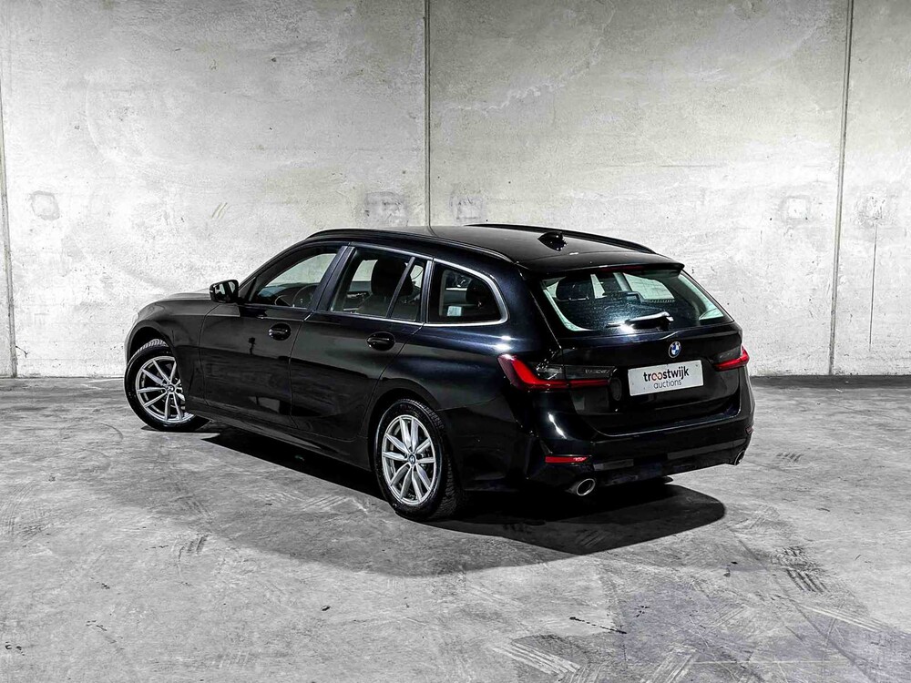 BMW 318i Touring Business Edition 156pk 2022 3-serie, N-938-VX