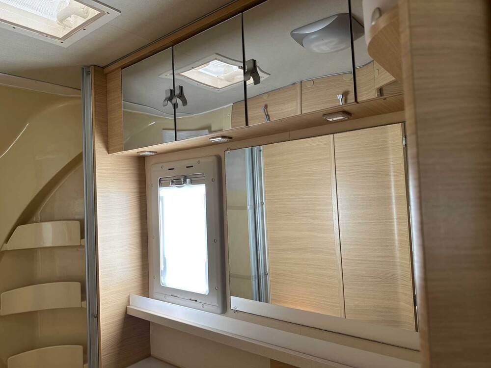 Trigano GRANDUCA 225P 2009 Camper, JB-498-Z