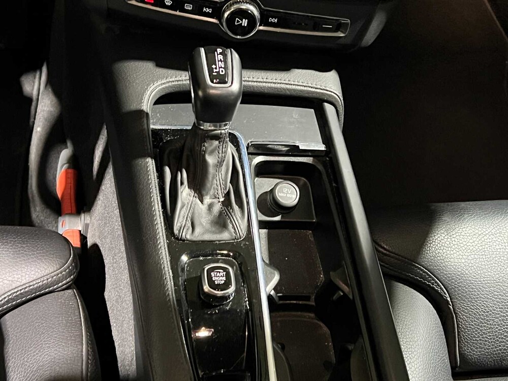 Volvo V90 2.0 T4 Momentum Pro 190pk 2019, XX-067-J