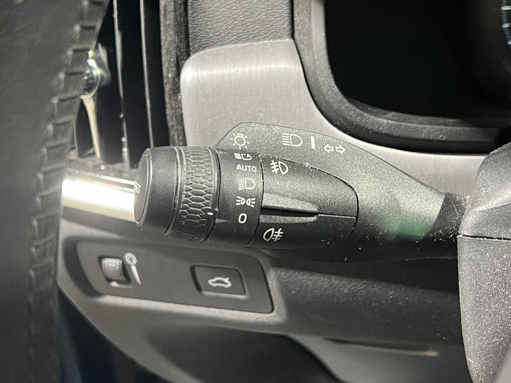 Volvo V90 2.0 T4 Momentum Pro 190pk 2019, XX-067-J