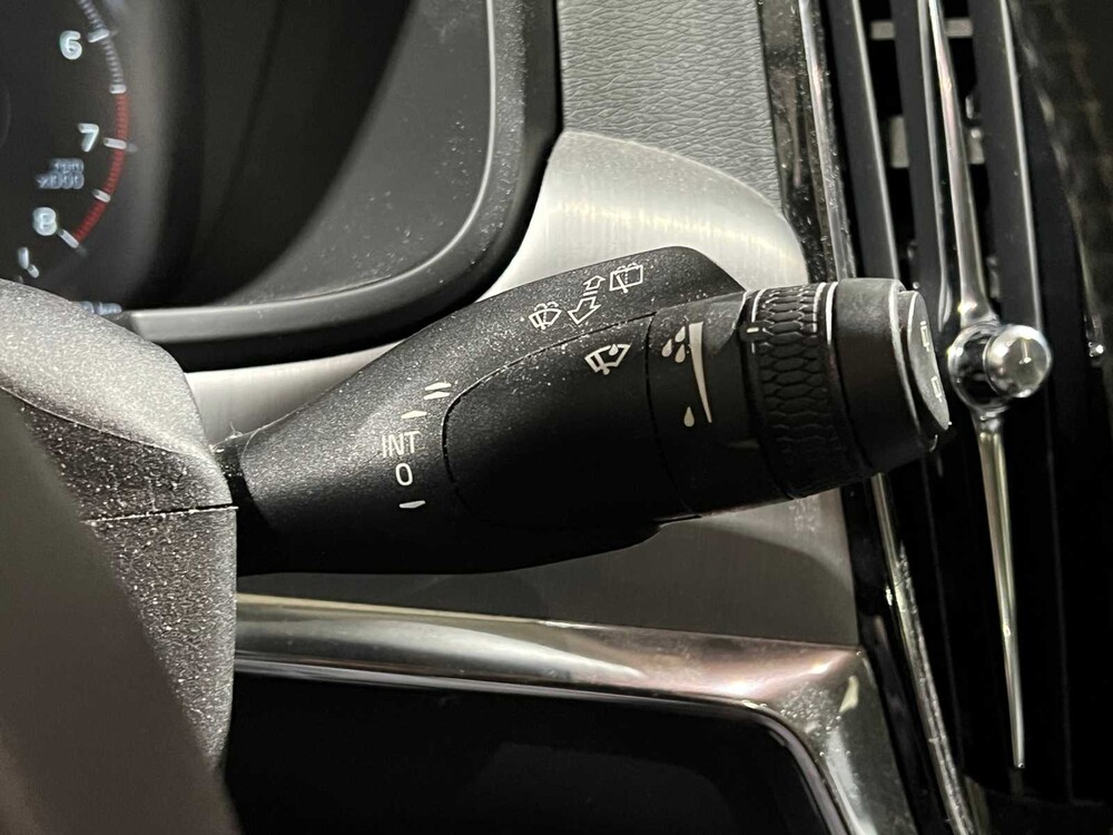 Volvo V90 2.0 T4 Momentum Pro 190pk 2019, XX-067-J
