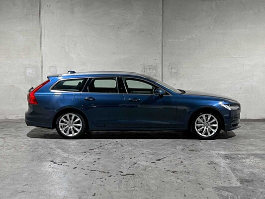 Volvo V90 2.0 T4 Momentum Pro 190hp 2019, XX-067-J