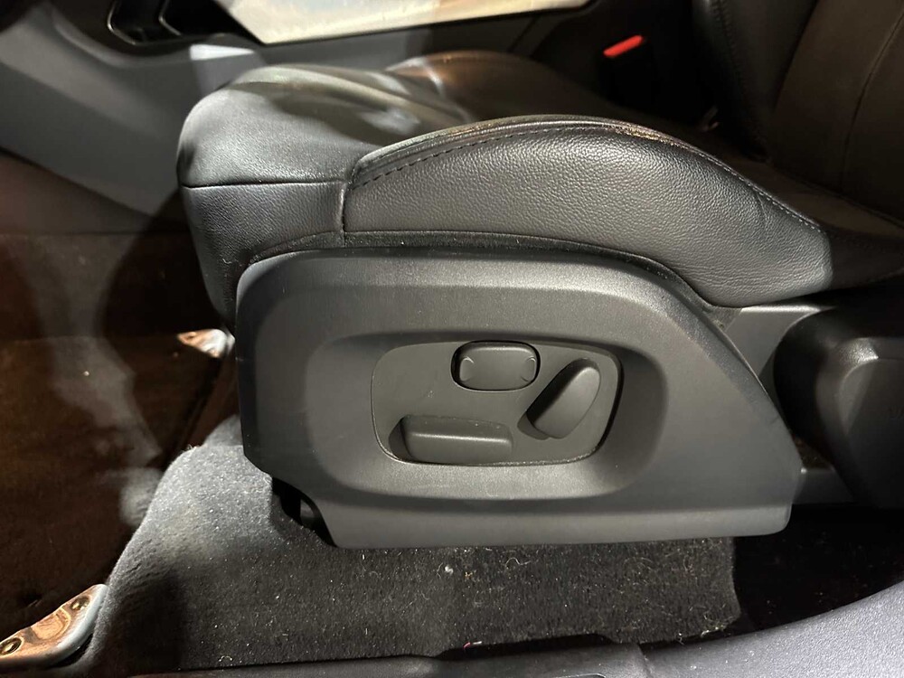 Land Rover Range Rover Evoque 2.2 TD4 4WD Pure 150pk 2013, 3-KBG-31