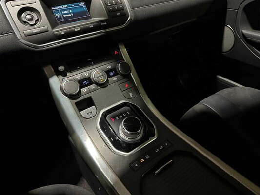 Land Rover Range Rover Evoque 2.2 TD4 4WD Pure 150hp 2013, 3-KBG-31