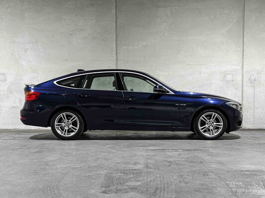 BMW 320i Gran Turismo High Executive 184hp 2014 3-Series F34, 7-XTB-19
