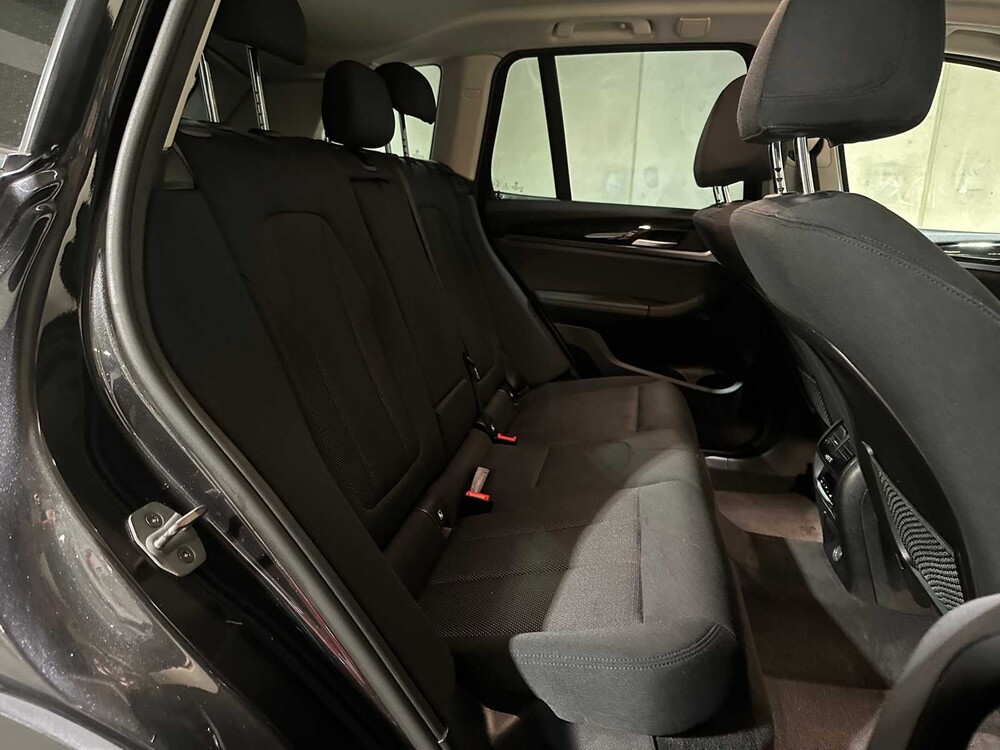 BMW X3 xDrive20i High Executive 184pk 2018, S-041-GF