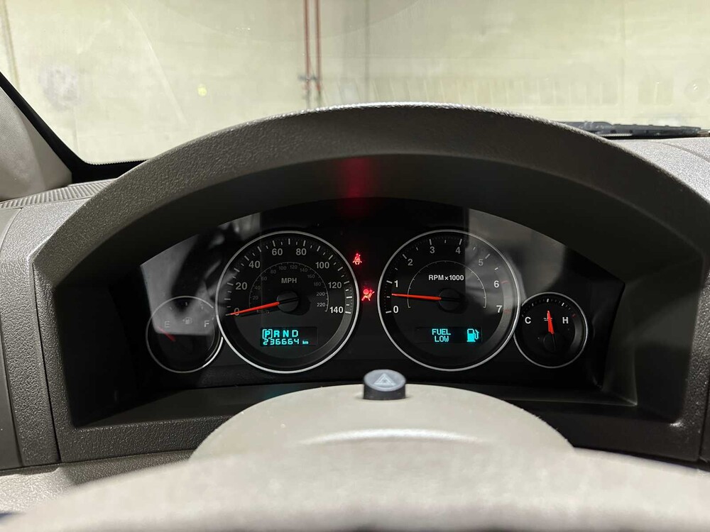 Jeep Grand Cherokee 4.7 V8 Laredo 231pk 2005, 85-ZP-VB Youngtimer