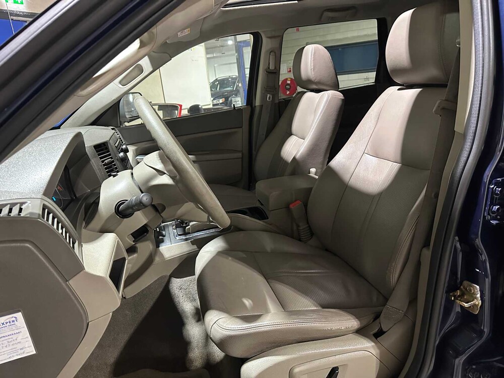 Jeep Grand Cherokee 4.7 V8 Laredo 231pk 2005, 85-ZP-VB Youngtimer