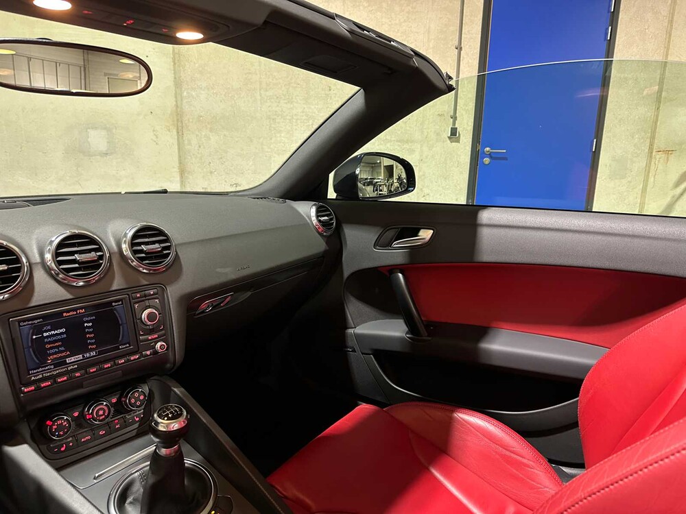 Audi TT Roadster 2.0 200pk 2008, J-005-XZ