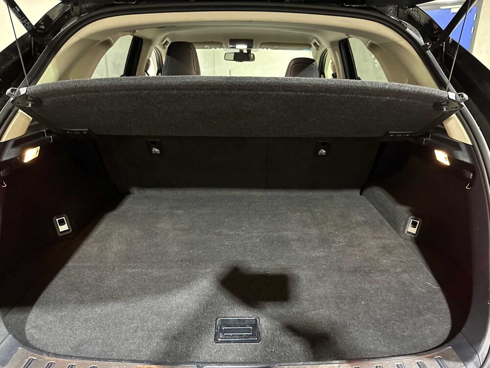 Lexus NX 300h Business Line Pro 155pk 2015, GT-341-Z