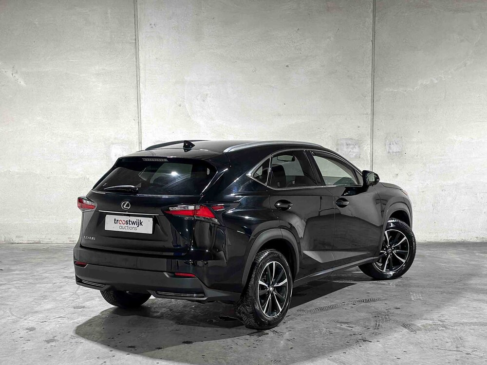 Lexus NX 300h Business Line Pro 155pk 2015, GT-341-Z
