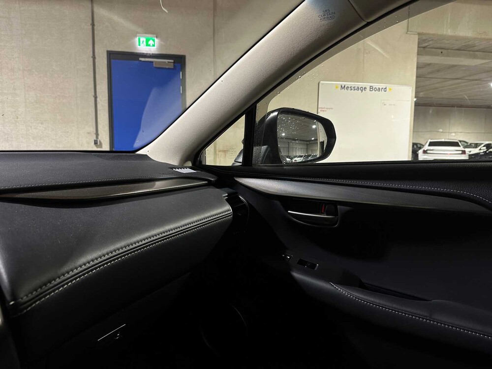 Lexus NX 300h Business Line Pro 155pk 2015, GT-341-Z