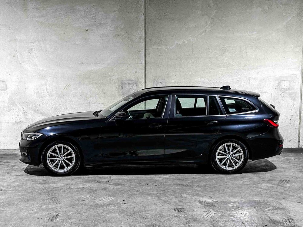 BMW 318i Touring Business Edition 156pk 2022 3-serie, N-938-VX