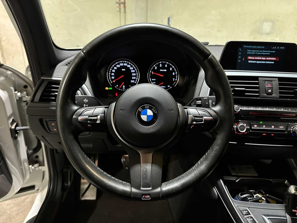 BMW 118i Edition M Sport Shadow Executive 136pk 2017 1-serie, L-072-KZ