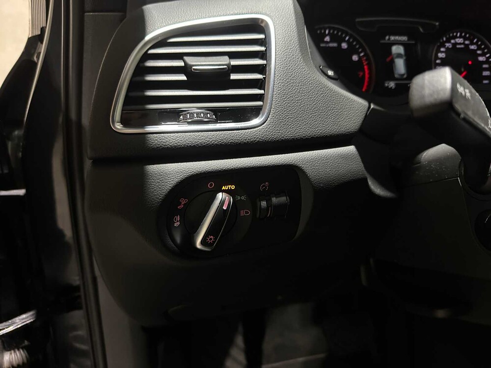 Audi Q3 1.4 TFSI CoD S-Line Sport Advance Sport 150PS 2018 (Automatik), TG-852-K