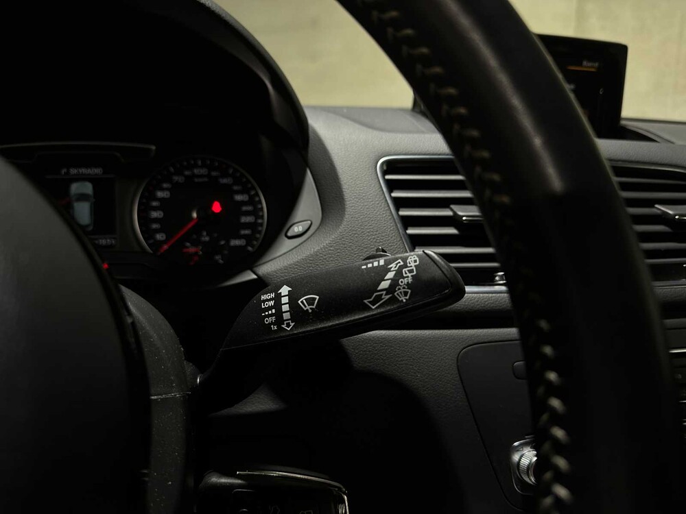 Audi Q3 1.4 TFSI CoD S-Line Sport Advance Sport 150PS 2018 (Automatik), TG-852-K