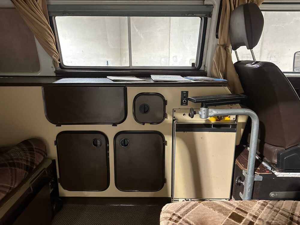 Volkswagen T3 Kampeerwagen 1980, KF-62-DX Camper