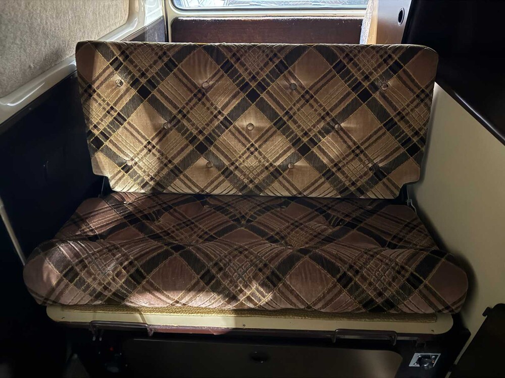 Volkswagen T3 Kampeerwagen 1980, KF-62-DX Camper