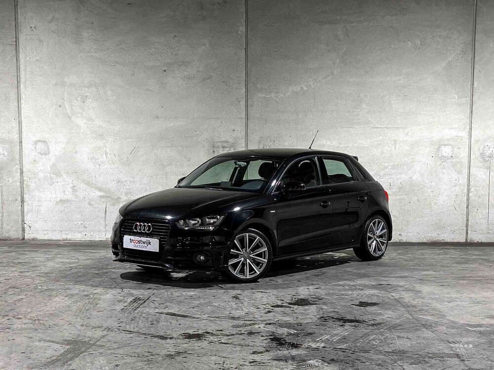 Audi A1 Sportback 1.6 TDI Admired S-Line 90PS 2014, 6-XRH-06